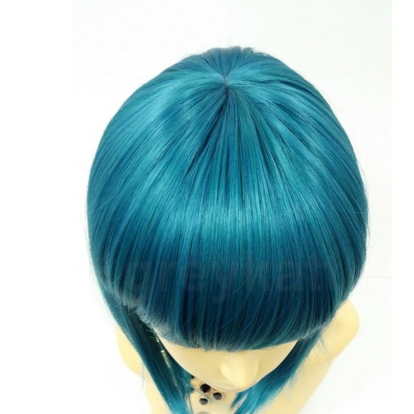 Blue long bob heat resistant wig w/ bangs - Picture 4 of 5